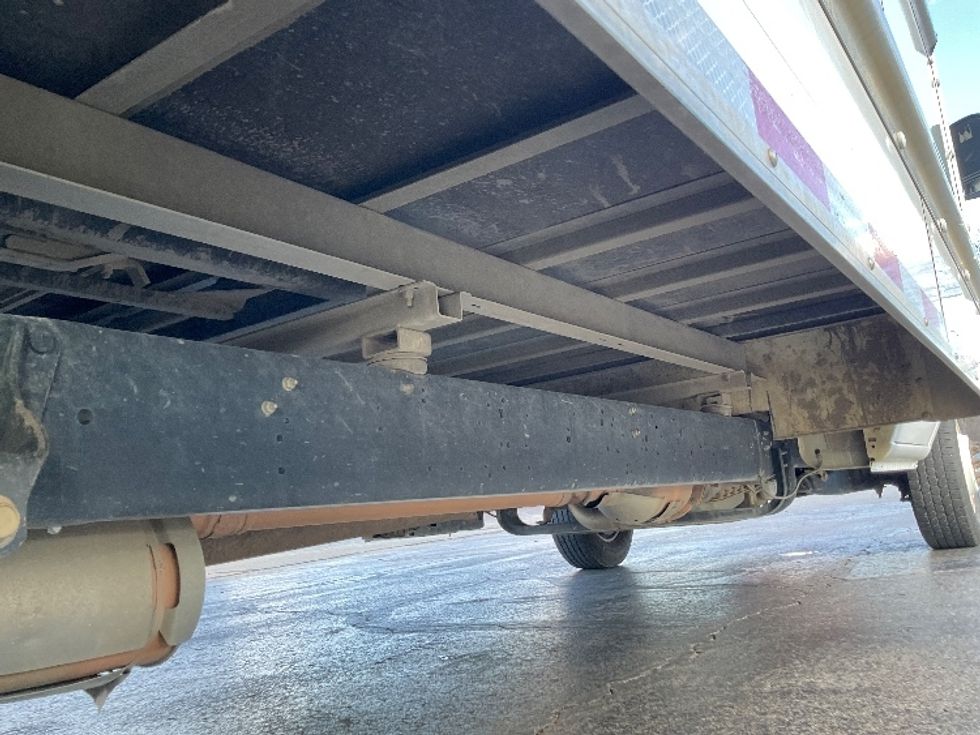 Light Duty Box Truck-Light and Medium Duty Trucks-Ford-2022-E350-Tulsa-OK-99,587\n\t\tmiles-$ 30,750 - Image 14