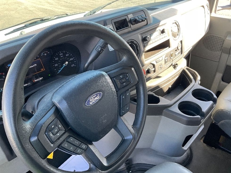 Light Duty Box Truck-Light and Medium Duty Trucks-Ford-2022-E350-Tulsa-OK-99,587\n\t\tmiles-$ 30,750 - Image 18