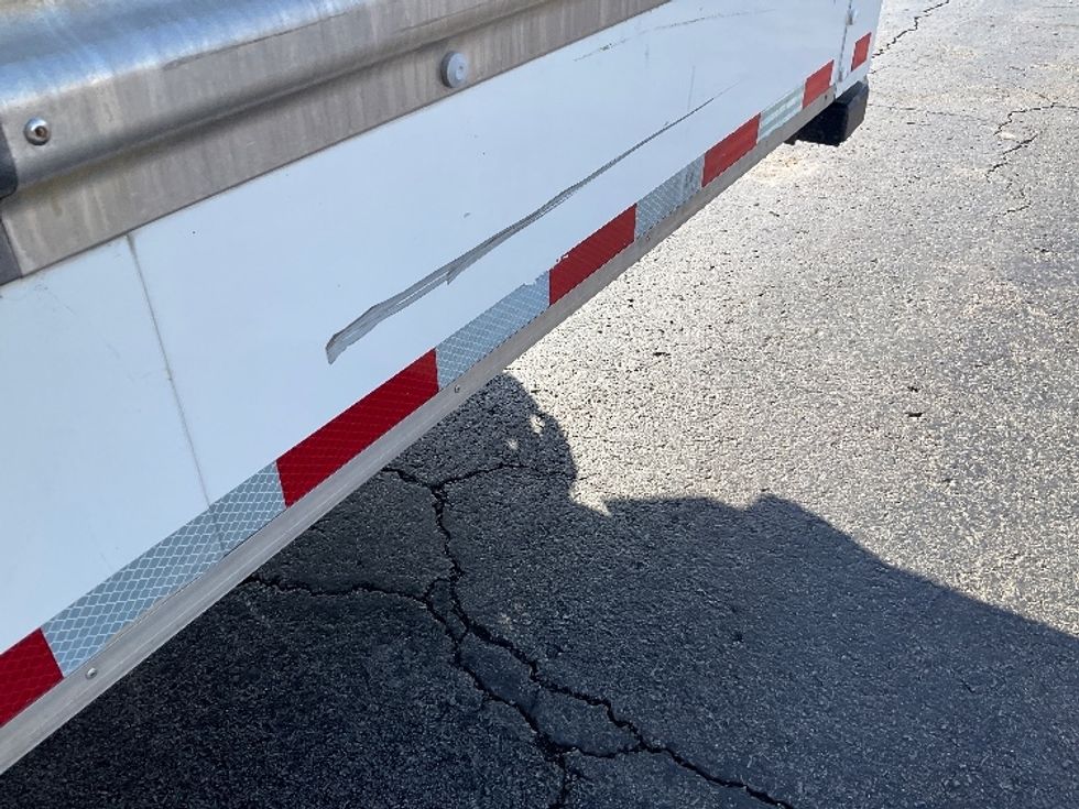 Light Duty Box Truck-Light and Medium Duty Trucks-Ford-2022-E350-Tulsa-OK-99,587\n\t\tmiles-$ 30,750 - Image 25