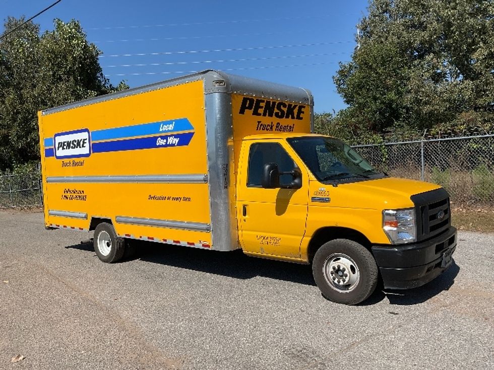 Light Duty Box Truck-Light and Medium Duty Trucks-Ford-2022-E350-Tuscaloosa-AL-104,565\n\t\tmiles-$ 27,250 - Image 1