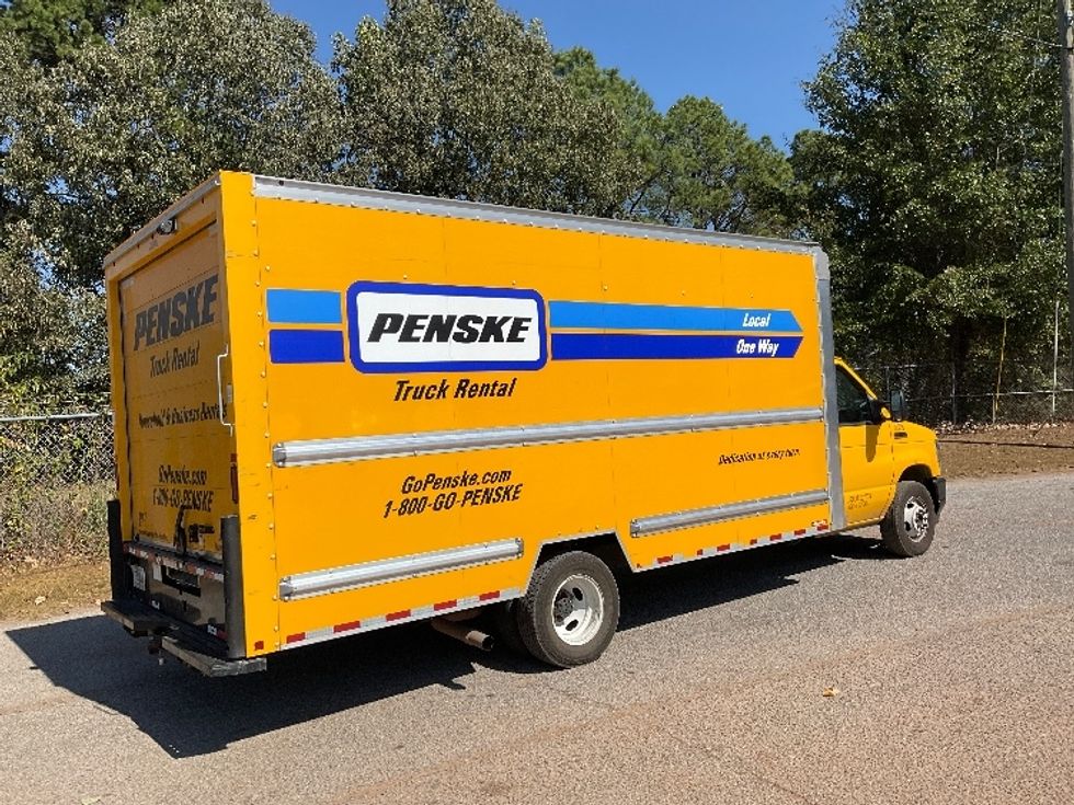 Light Duty Box Truck-Light and Medium Duty Trucks-Ford-2022-E350-Tuscaloosa-AL-104,565\n\t\tmiles-$ 27,250 - Image 13