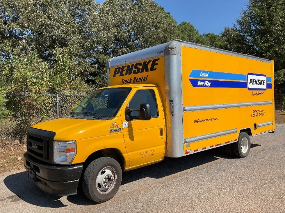 Light Duty Box Truck-Light and Medium Duty Trucks-Ford-2022-E350-Tuscaloosa-AL-104,565\n\t\tmiles-$ 27,250 - Image 3