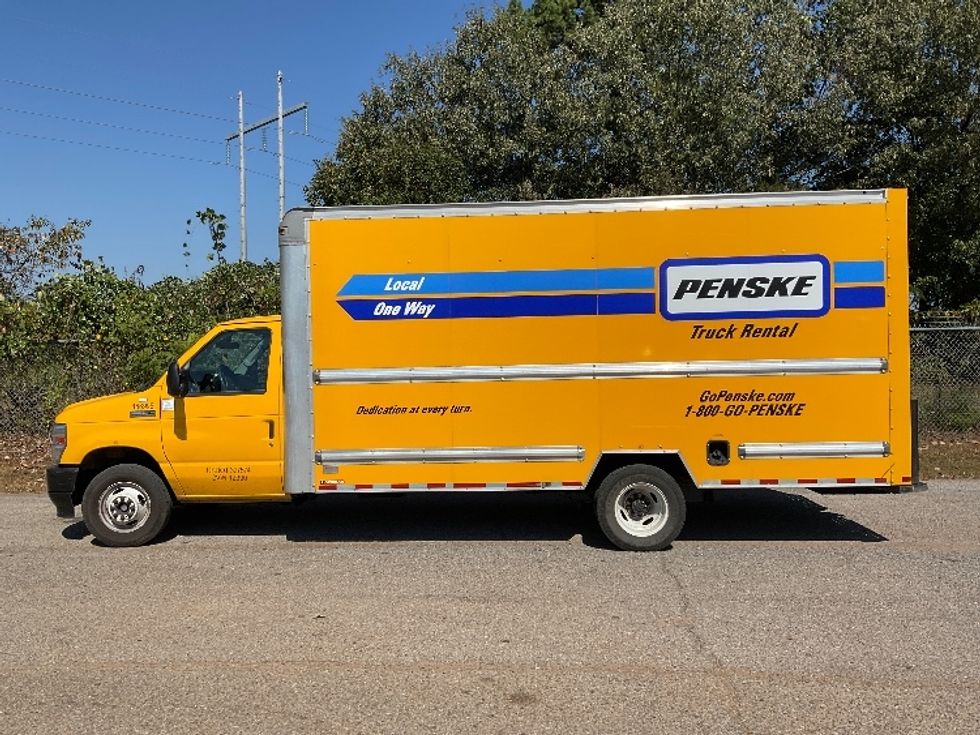 Light Duty Box Truck-Light and Medium Duty Trucks-Ford-2022-E350-Tuscaloosa-AL-104,565\n\t\tmiles-$ 27,250 - Image 4