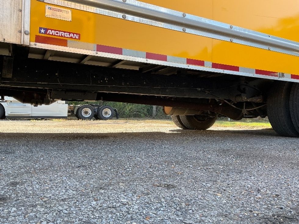 Light Duty Box Truck-Light and Medium Duty Trucks-Ford-2022-E350-Tuscaloosa-AL-104,565\n\t\tmiles-$ 27,250 - Image 5