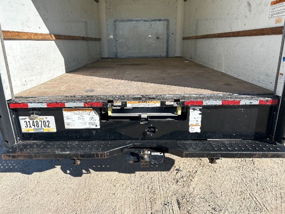 Light Duty Box Truck-Light and Medium Duty Trucks-Ford-2022-E350-Valdosta-GA-87,348\n\t\tmiles-$ 33,750 - Image 9