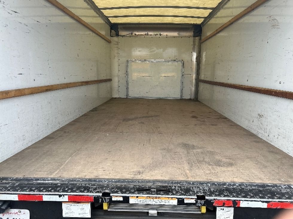 Light Duty Box Truck-Light and Medium Duty Trucks-Ford-2022-E350-Ventura-CA-77,332\n\t\tmiles-$ 34,000 - Image 10