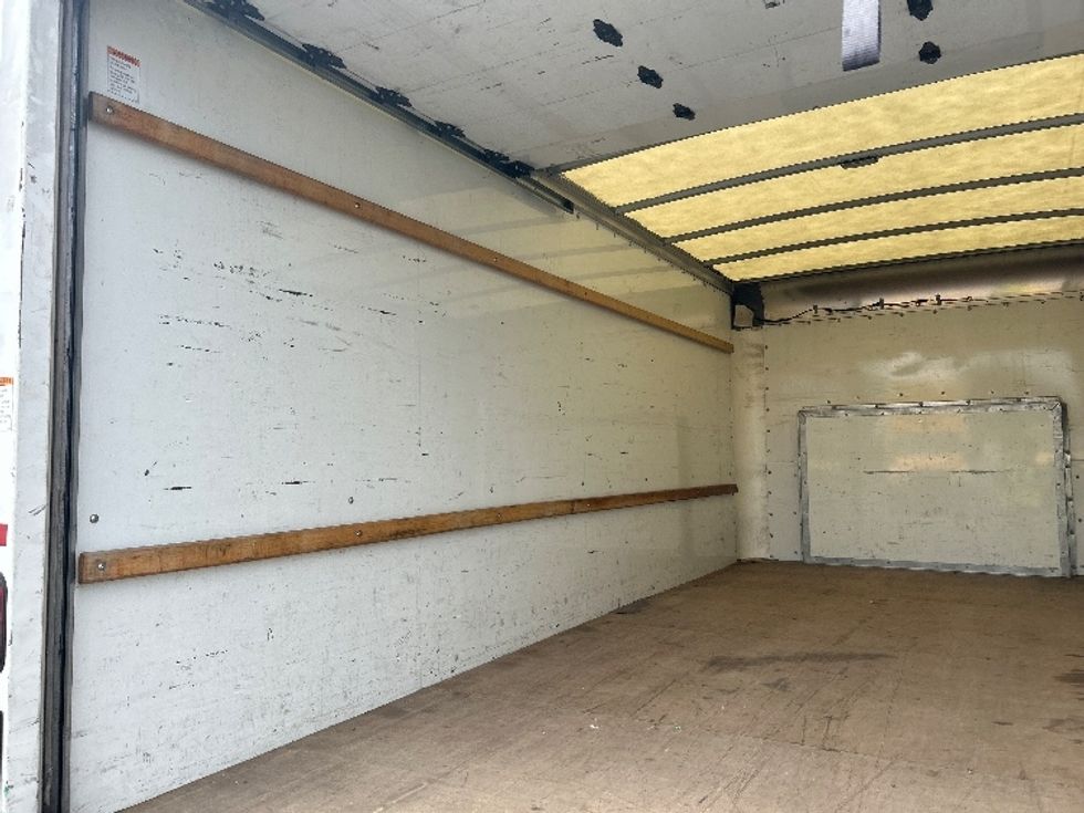 Light Duty Box Truck-Light and Medium Duty Trucks-Ford-2022-E350-Ventura-CA-77,332\n\t\tmiles-$ 34,000 - Image 11
