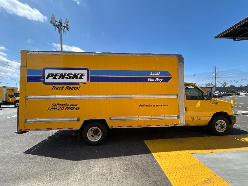 Light Duty Box Truck-Light and Medium Duty Trucks-Ford-2022-E350-Ventura-CA-89,704\n\t\tmiles-$ 30,500 - Image 15