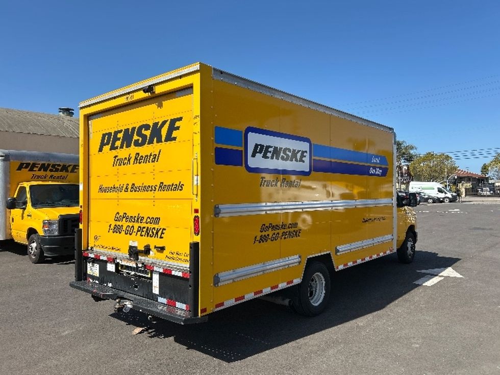 Light Duty Box Truck-Light and Medium Duty Trucks-Ford-2022-E350-Ventura-CA-92,207\n\t\tmiles-$ 30,000 - Image 12