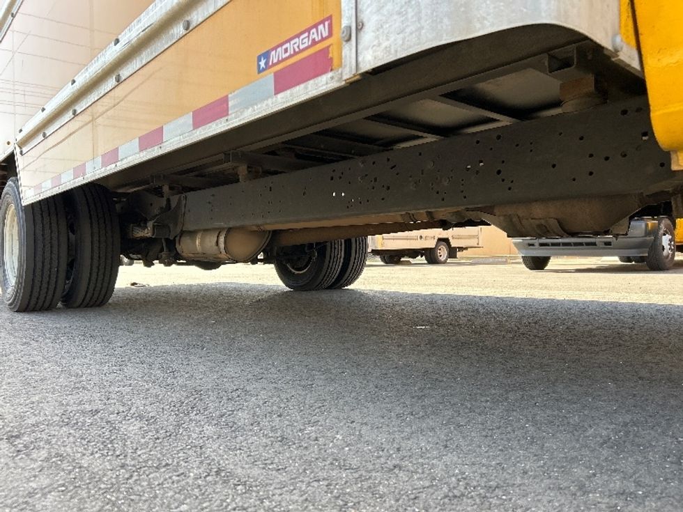 Light Duty Box Truck-Light and Medium Duty Trucks-Ford-2022-E350-Ventura-CA-92,207\n\t\tmiles-$ 30,000 - Image 13