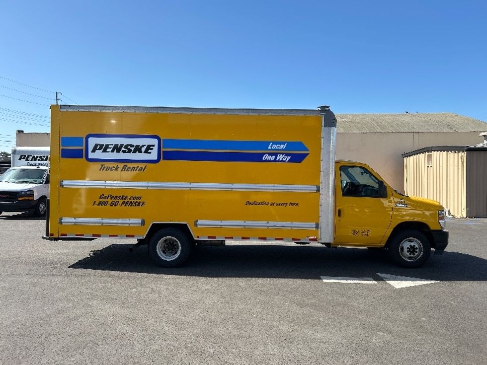 Light Duty Box Truck-Light and Medium Duty Trucks-Ford-2022-E350-Ventura-CA-92,207\n\t\tmiles-$ 30,000 - Image 14