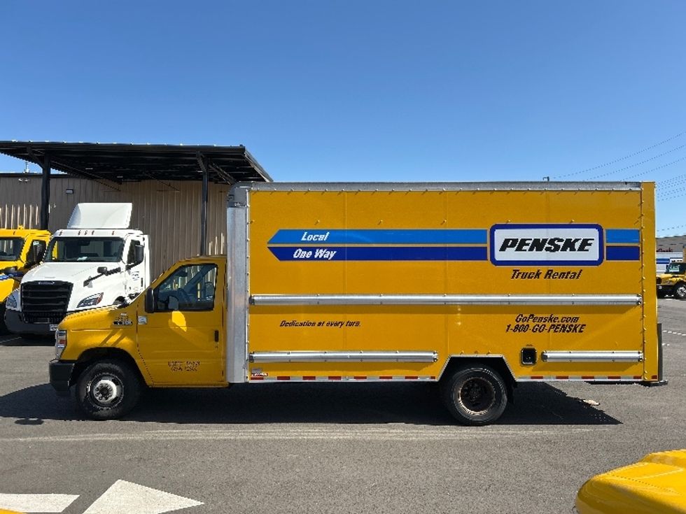 Light Duty Box Truck-Light and Medium Duty Trucks-Ford-2022-E350-Ventura-CA-92,207\n\t\tmiles-$ 30,000 - Image 4