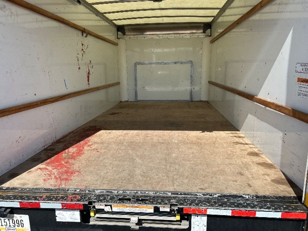 Light Duty Box Truck-Light and Medium Duty Trucks-Ford-2022-E350-Ventura-CA-92,207\n\t\tmiles-$ 30,000 - Image 9