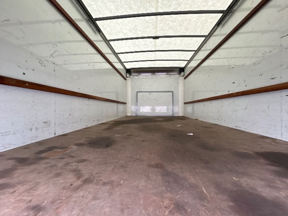 Light Duty Box Truck-Light and Medium Duty Trucks-Ford-2022-E350-Vernon-CA-95,510\n\t\tmiles-$ 29,750 - Image 8