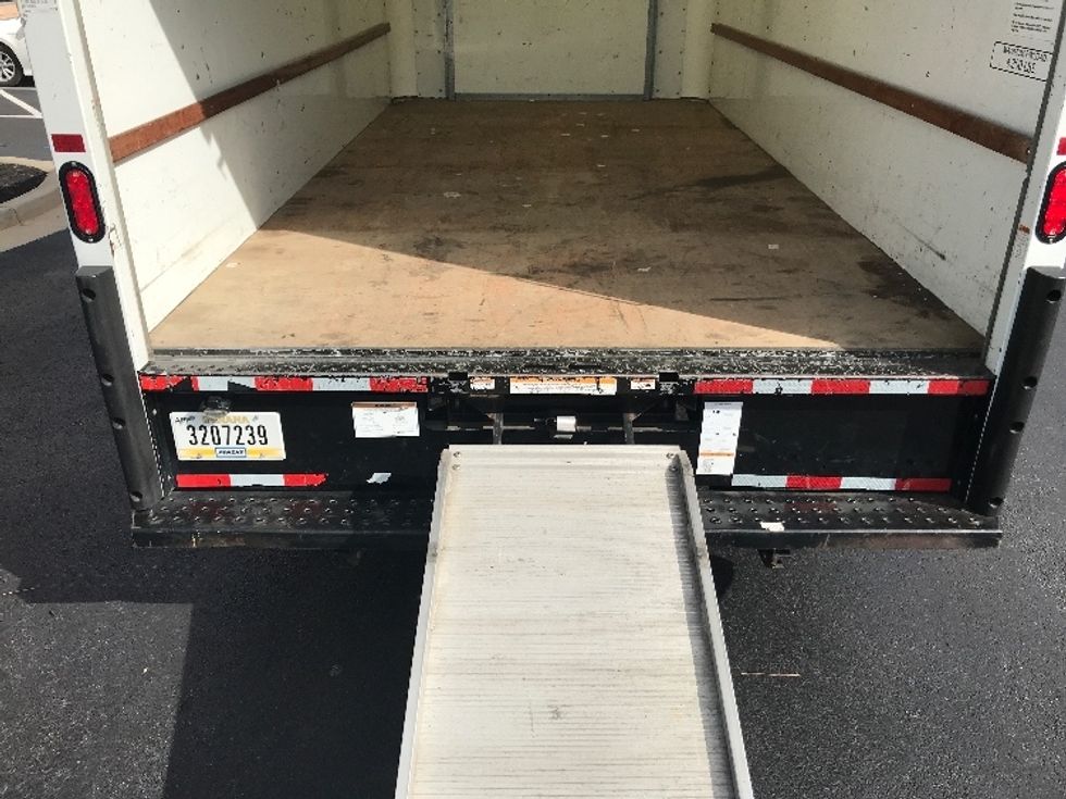 Light Duty Box Truck-Light and Medium Duty Trucks-Ford-2022-E350-Villa Rica-GA-57,553\n\t\tmiles-$ 43,500 - Image 10