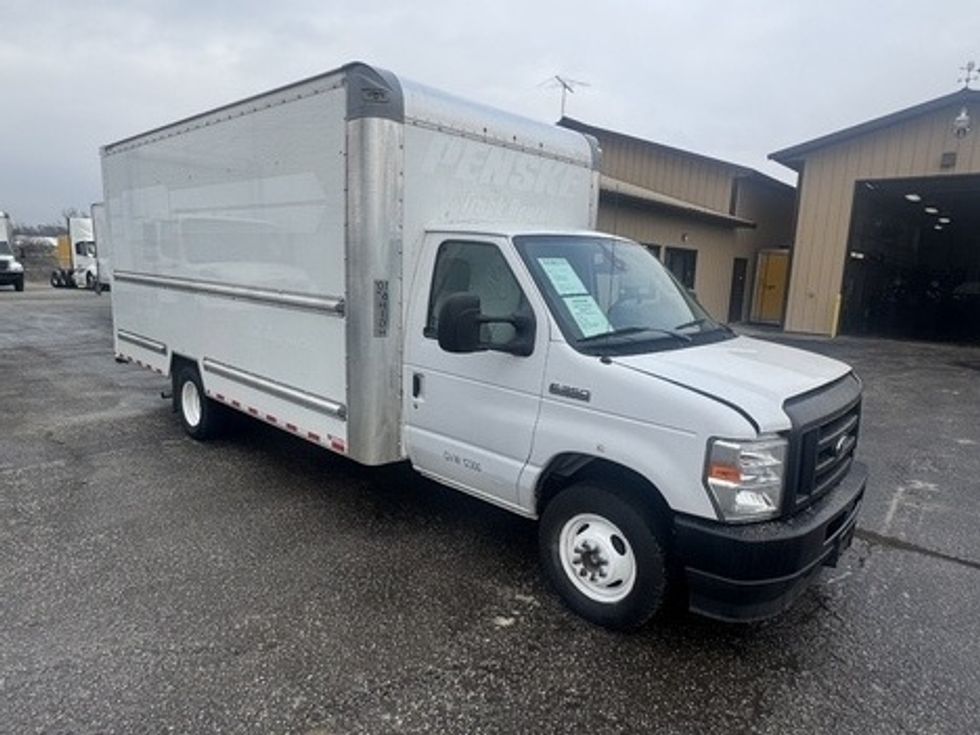 Light Duty Box Truck-Light and Medium Duty Trucks-Ford-2022-E350-Wabash-IN-98,897\n\t\tmiles-$ 29,750 - Image 15
