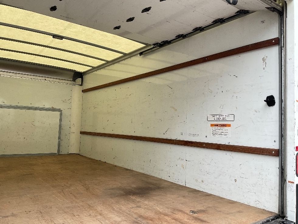 Light Duty Box Truck-Light and Medium Duty Trucks-Ford-2022-E350-Warren-MI-109,664\n\t\tmiles-$ 29,000 - Image 12