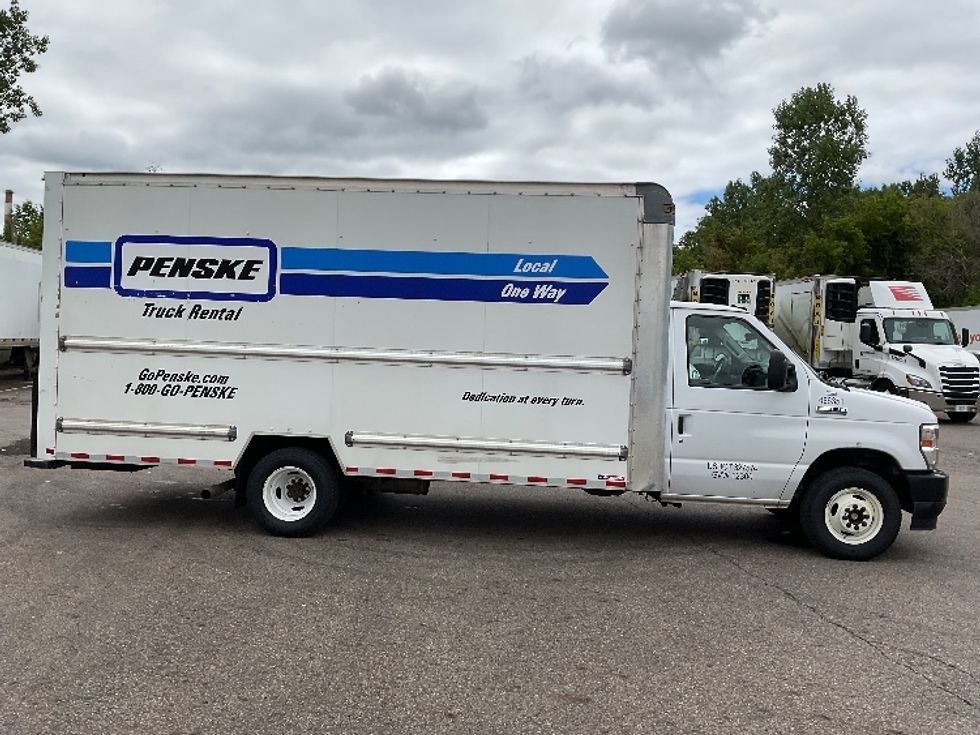 Light Duty Box Truck-Light and Medium Duty Trucks-Ford-2022-E350-Warren-MI-109,664\n\t\tmiles-$ 29,000 - Image 15
