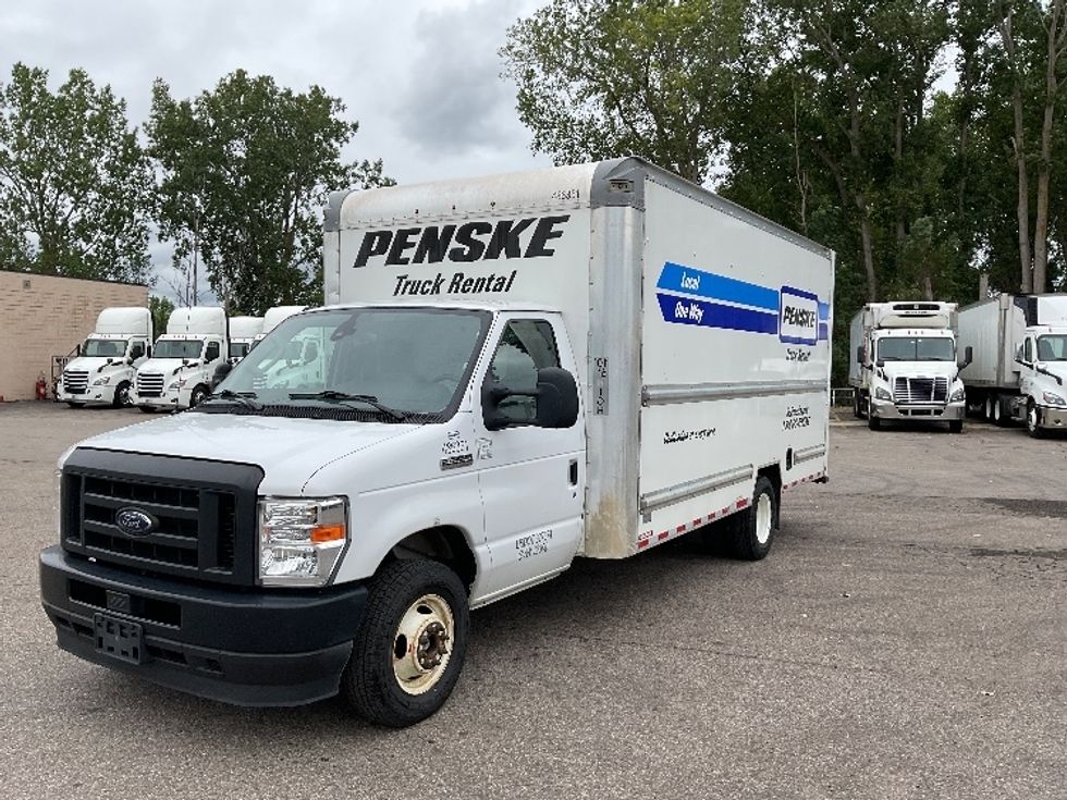 Light Duty Box Truck-Light and Medium Duty Trucks-Ford-2022-E350-Warren-MI-109,664\n\t\tmiles-$ 29,000 - Image 3
