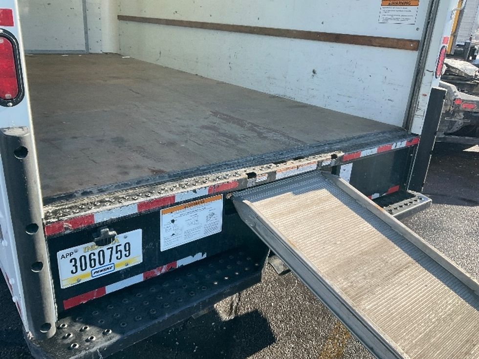 Light Duty Box Truck-Light and Medium Duty Trucks-Ford-2022-E350-Warren-MI-93,917\n\t\tmiles-$ 31,250 - Image 10