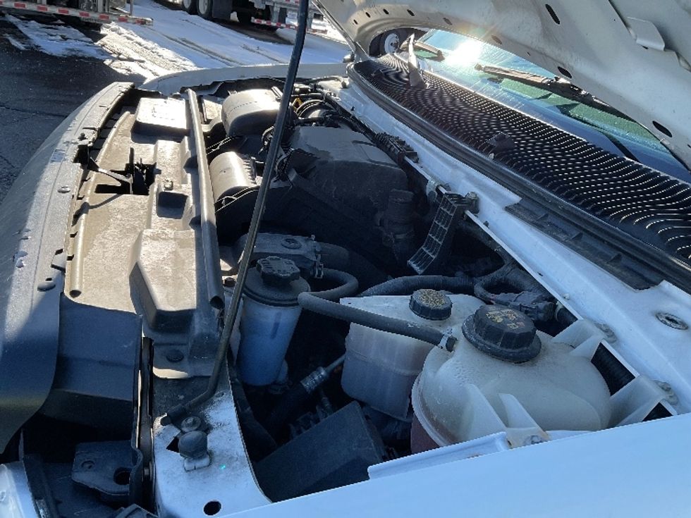 Light Duty Box Truck-Light and Medium Duty Trucks-Ford-2022-E350-Warren-MI-93,917\n\t\tmiles-$ 31,250 - Image 24