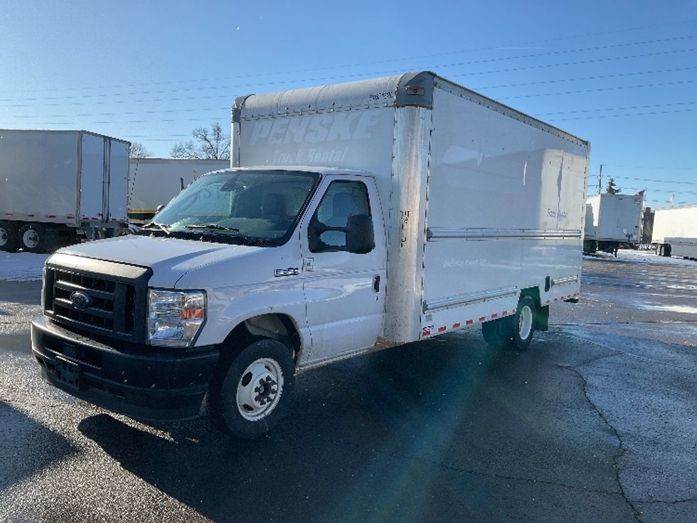 Light Duty Box Truck-Light and Medium Duty Trucks-Ford-2022-E350-Warren-MI-93,917\n\t\tmiles-$ 31,250 - Image 3