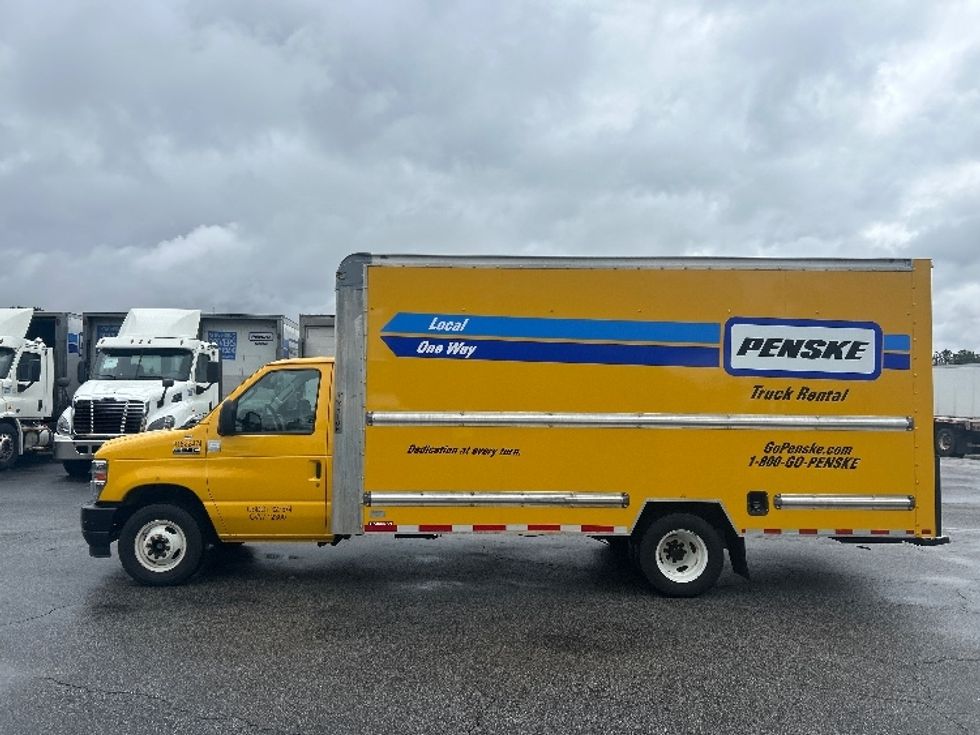 Light Duty Box Truck-Light and Medium Duty Trucks-Ford-2022-E350-West Columbia-SC-112,884\n\t\tmiles-$ 27,500 - Image 4