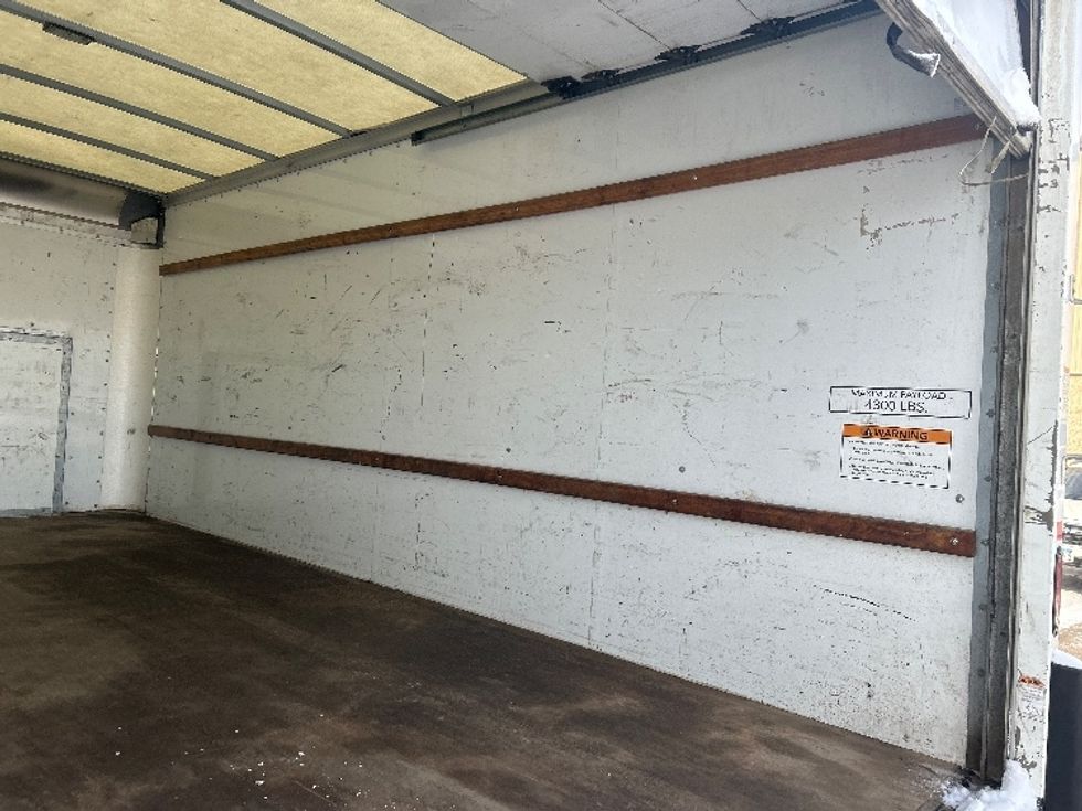 Light Duty Box Truck-Light and Medium Duty Trucks-Ford-2022-E350-West Fargo-ND-110,444\n\t\tmiles-$ 29,500 - Image 12