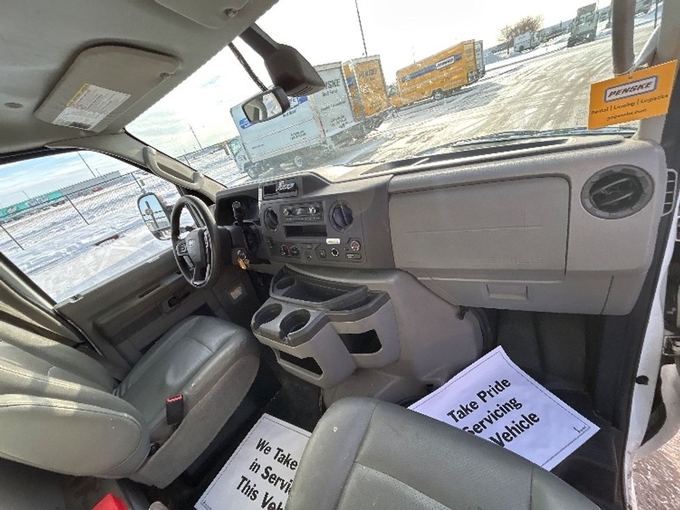 Light Duty Box Truck-Light and Medium Duty Trucks-Ford-2022-E350-West Fargo-ND-110,444\n\t\tmiles-$ 29,500 - Image 21