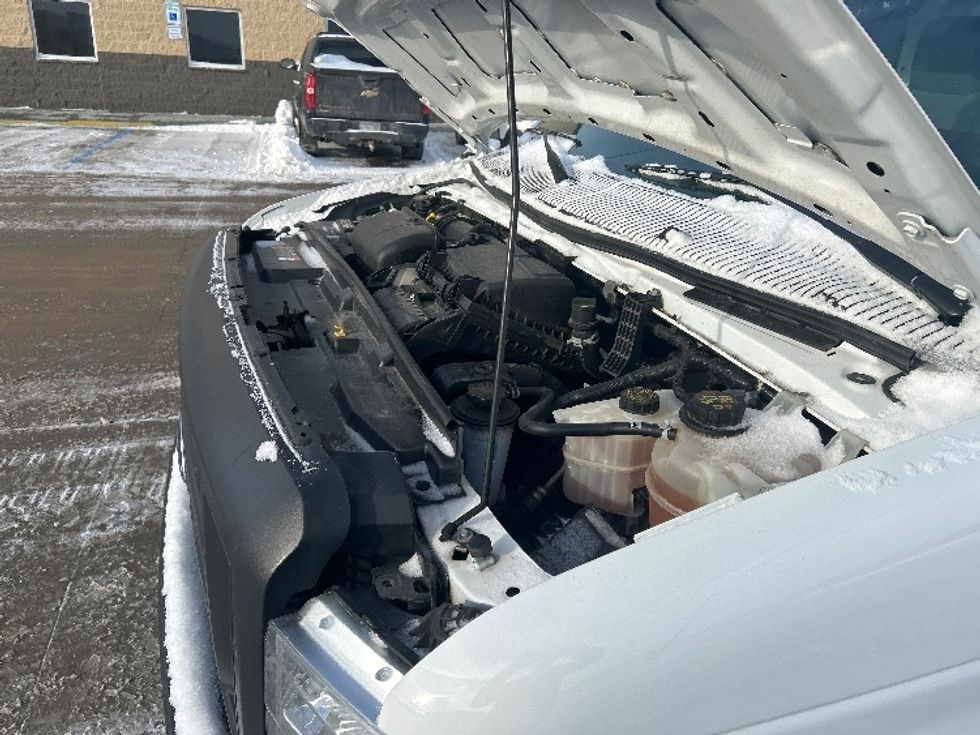 Light Duty Box Truck-Light and Medium Duty Trucks-Ford-2022-E350-West Fargo-ND-110,444\n\t\tmiles-$ 29,500 - Image 24