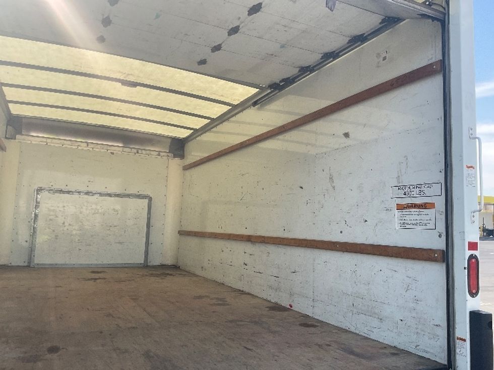 Light Duty Box Truck-Light and Medium Duty Trucks-Ford-2022-E350-West Sacramento-CA-103,152\n\t\tmiles-$ 31,000 - Image 12