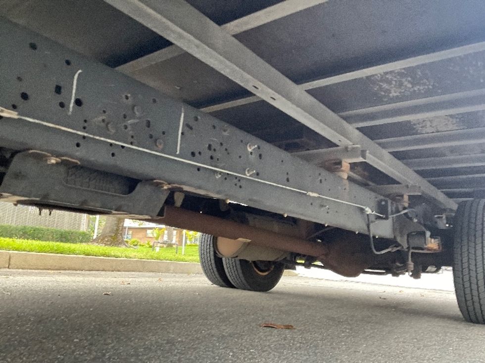 Light Duty Box Truck-Light and Medium Duty Trucks-Ford-2022-E350-West Sacramento-CA-106,211\n\t\tmiles-$ 27,000 - Image 5