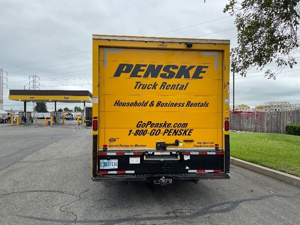 Light Duty Box Truck-Light and Medium Duty Trucks-Ford-2022-E350-West Sacramento-CA-106,211\n\t\tmiles-$ 27,000 - Image 7