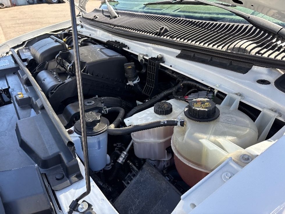Light Duty Box Truck-Light and Medium Duty Trucks-Ford-2022-E350-West Sacramento-CA-108,048\n\t\tmiles-$ 29,000 - Image 24