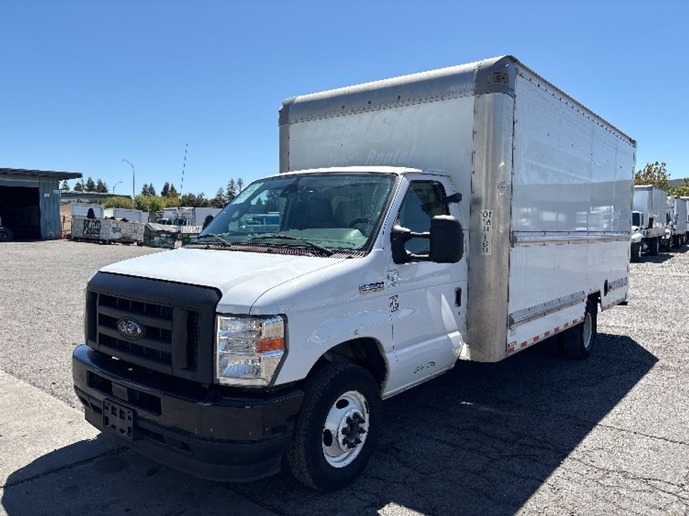 Light Duty Box Truck-Light and Medium Duty Trucks-Ford-2022-E350-West Sacramento-CA-108,048\n\t\tmiles-$ 29,000 - Image 3