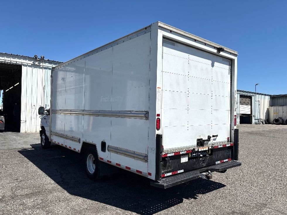 Light Duty Box Truck-Light and Medium Duty Trucks-Ford-2022-E350-West Sacramento-CA-108,048\n\t\tmiles-$ 29,000 - Image 6