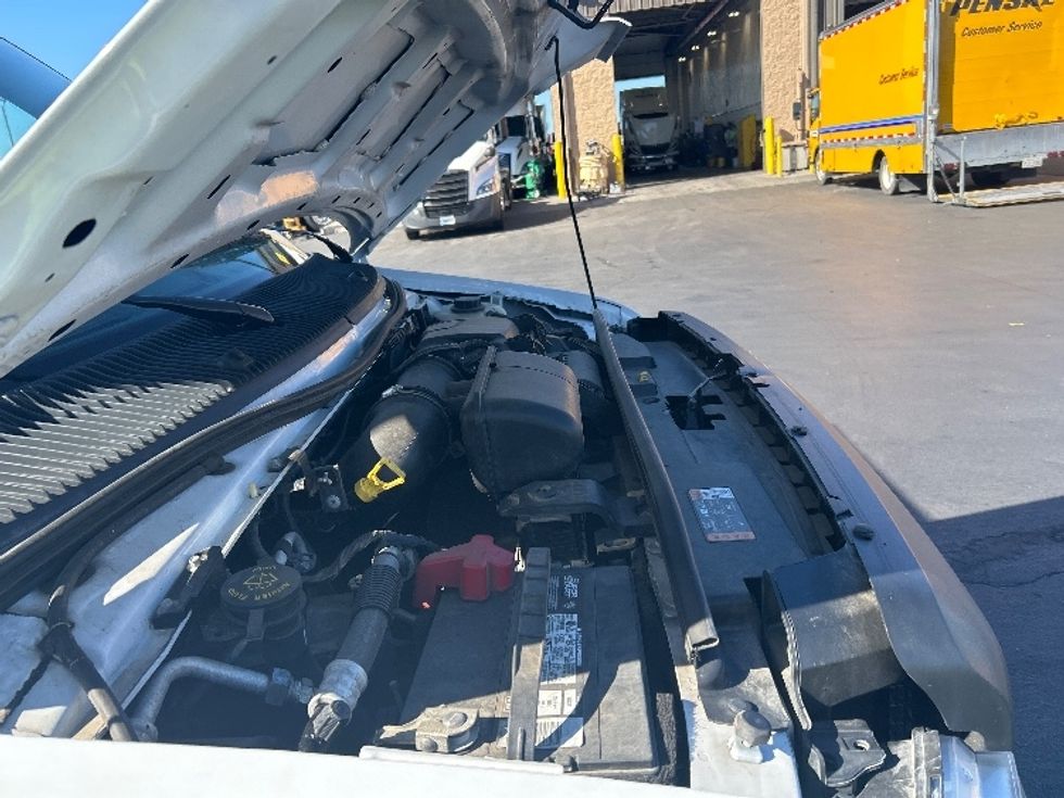 Light Duty Box Truck-Light and Medium Duty Trucks-Ford-2022-E350-West Sacramento-CA-111,616\n\t\tmiles-$ 29,750 - Image 22