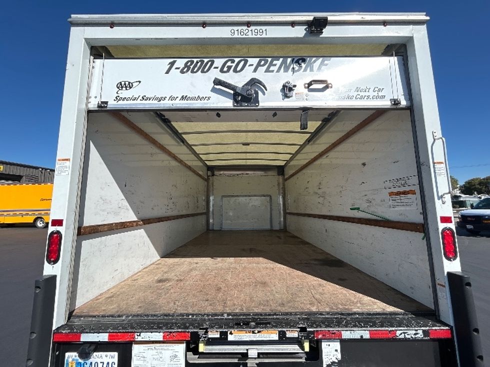 Light Duty Box Truck-Light and Medium Duty Trucks-Ford-2022-E350-West Sacramento-CA-111,616\n\t\tmiles-$ 29,750 - Image 8