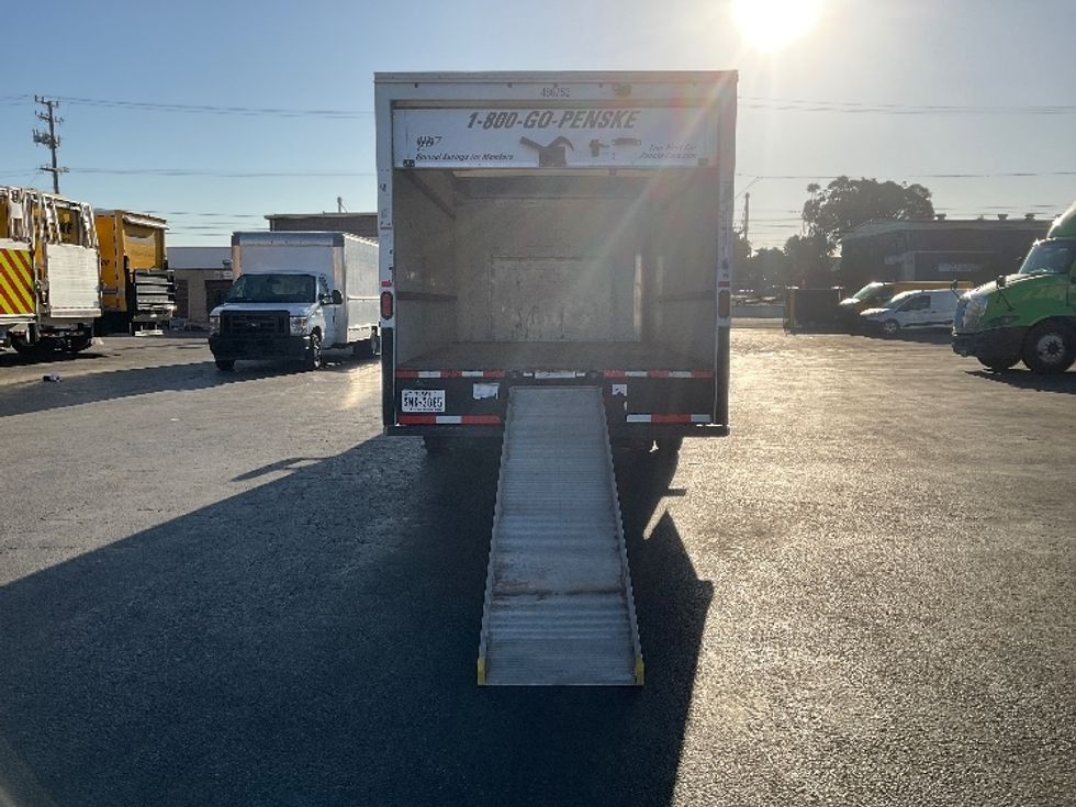 Light Duty Box Truck-Light and Medium Duty Trucks-Ford-2022-E350-West Sacramento-CA-119,743\n\t\tmiles-$ 29,500 - Image 10