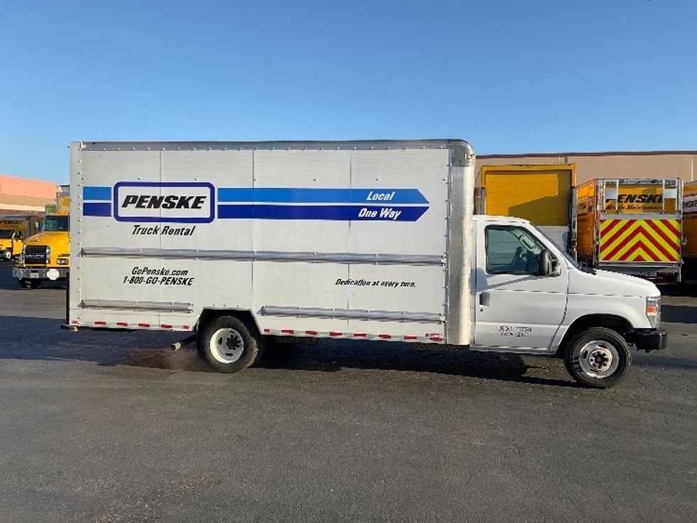 Light Duty Box Truck-Light and Medium Duty Trucks-Ford-2022-E350-West Sacramento-CA-119,743\n\t\tmiles-$ 29,500 - Image 15