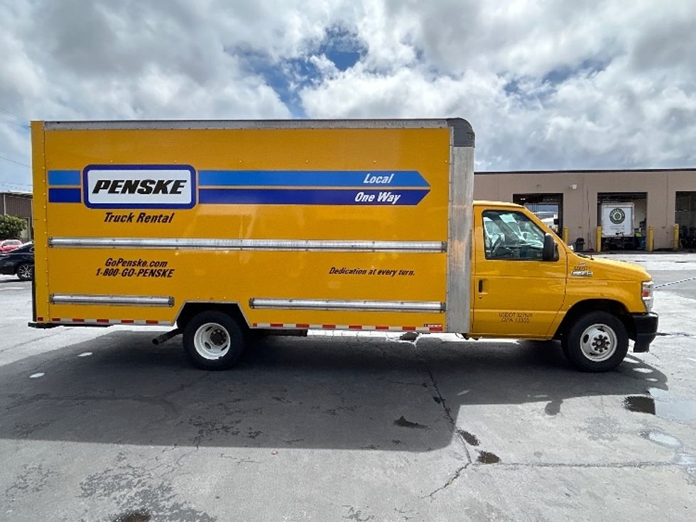 Light Duty Box Truck-Light and Medium Duty Trucks-Ford-2022-E350-West Sacramento-CA-121,025\n\t\tmiles-$ 25,000 - Image 15