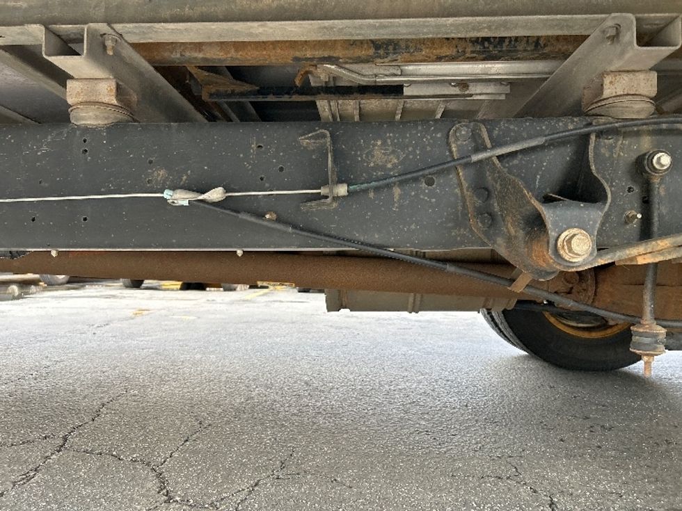 Light Duty Box Truck-Light and Medium Duty Trucks-Ford-2022-E350-West Sacramento-CA-121,025\n\t\tmiles-$ 25,000 - Image 5