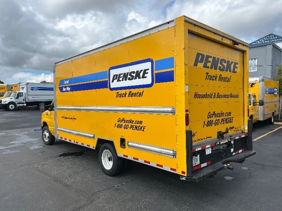 Light Duty Box Truck-Light and Medium Duty Trucks-Ford-2022-E350-West Sacramento-CA-121,025\n\t\tmiles-$ 25,000 - Image 6
