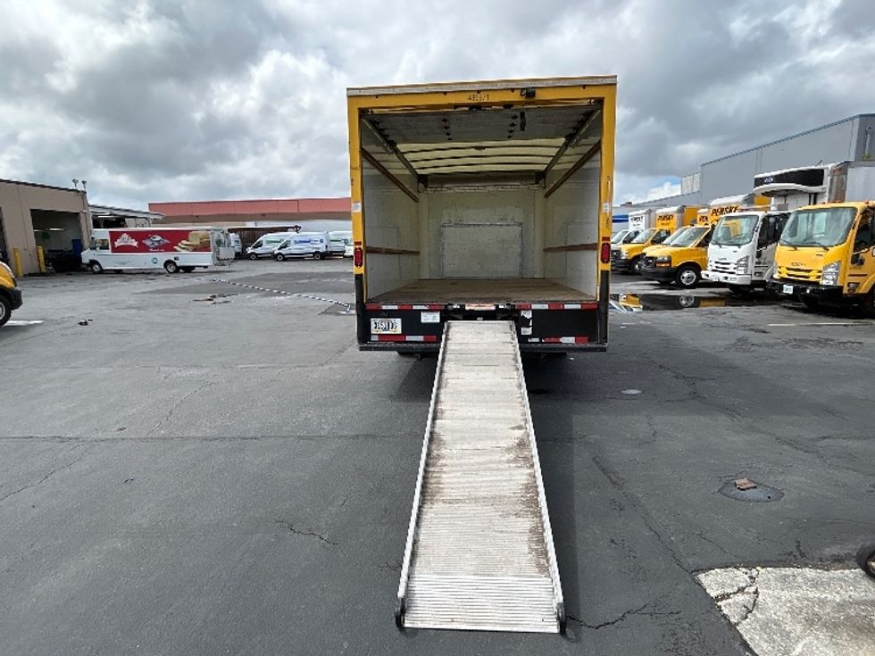Light Duty Box Truck-Light and Medium Duty Trucks-Ford-2022-E350-West Sacramento-CA-121,025\n\t\tmiles-$ 25,000 - Image 9