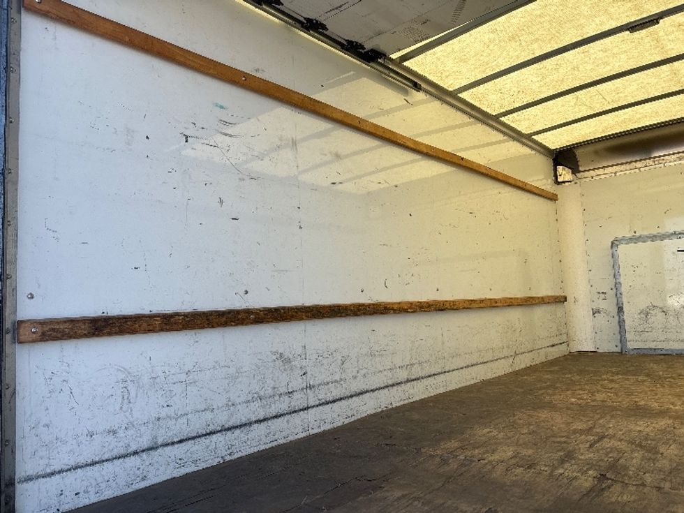 Light Duty Box Truck-Light and Medium Duty Trucks-Ford-2022-E350-West Sacramento-CA-130,407\n\t\tmiles-$ 26,250 - Image 11