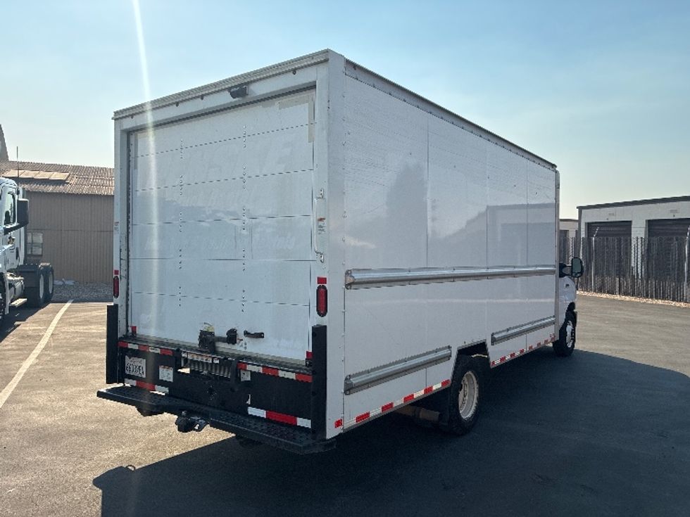 Light Duty Box Truck-Light and Medium Duty Trucks-Ford-2022-E350-West Sacramento-CA-170,663\n\t\tmiles-$ 18,500 - Image 11