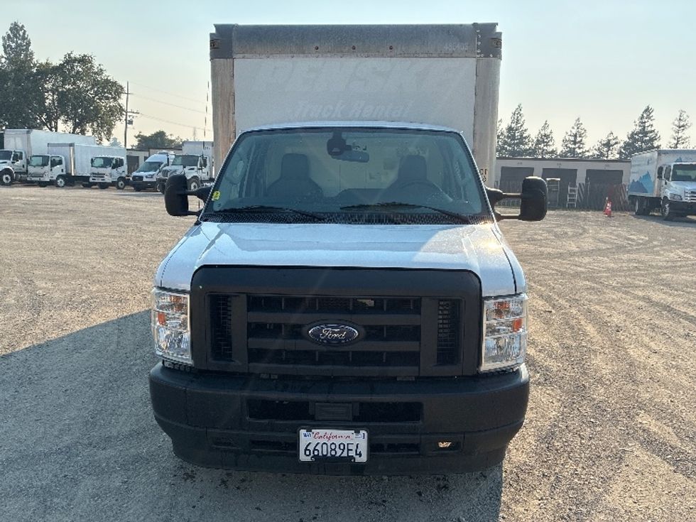 Light Duty Box Truck-Light and Medium Duty Trucks-Ford-2022-E350-West Sacramento-CA-170,663\n\t\tmiles-$ 18,500 - Image 2