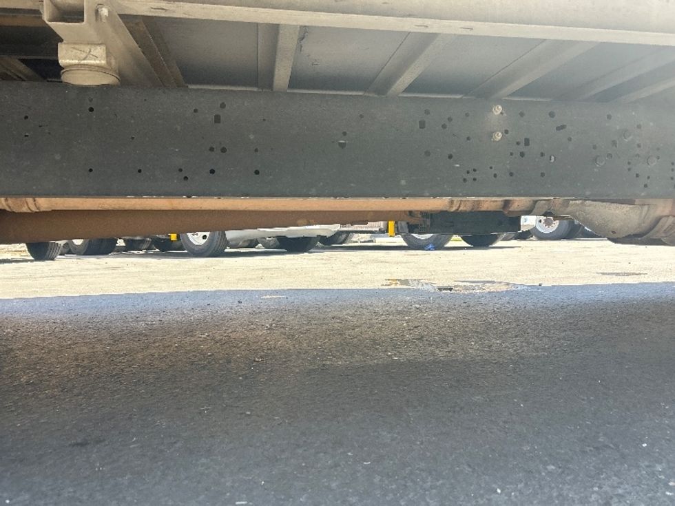 Light Duty Box Truck-Light and Medium Duty Trucks-Ford-2022-E350-West Sacramento-CA-71,066\n\t\tmiles-$ 32,000 - Image 13