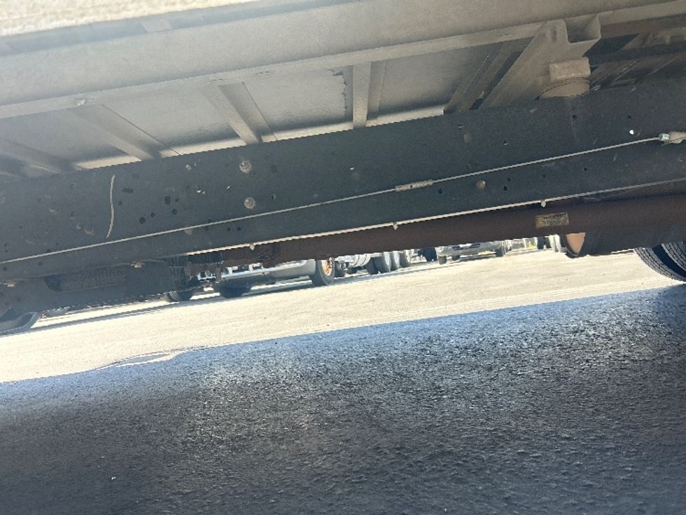 Light Duty Box Truck-Light and Medium Duty Trucks-Ford-2022-E350-West Sacramento-CA-71,066\n\t\tmiles-$ 32,000 - Image 5