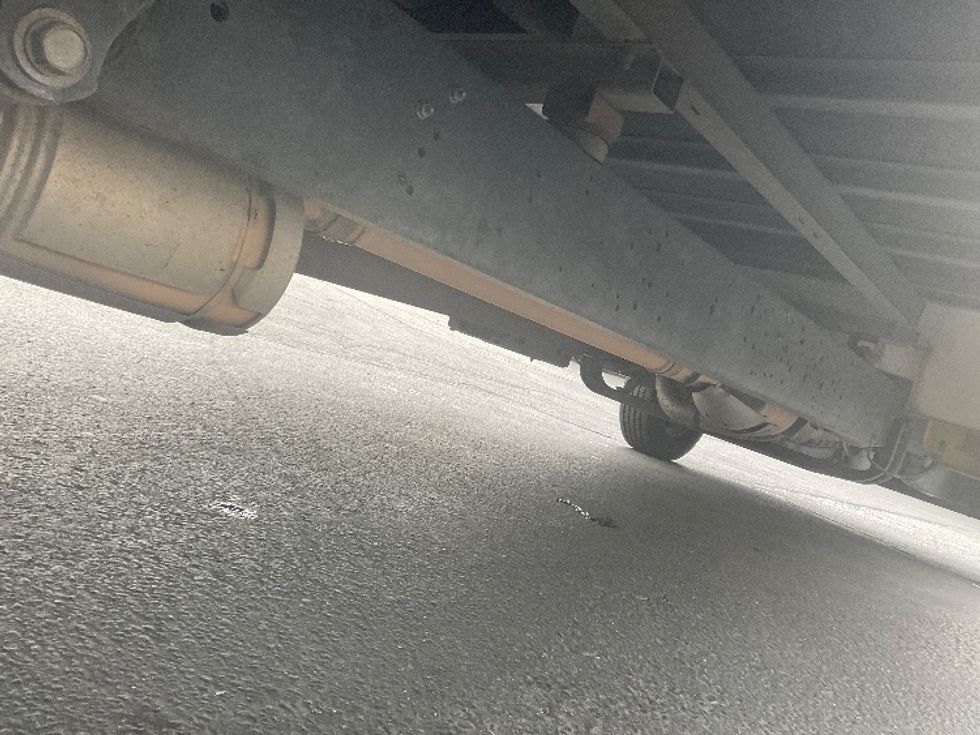 Light Duty Box Truck-Light and Medium Duty Trucks-Ford-2022-E350-West Sacramento-CA-81,736\n\t\tmiles-$ 29,750 - Image 14